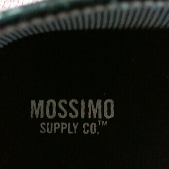 MOSSIMO SUPPLY CO. SHOES. - Picture 4 of 5